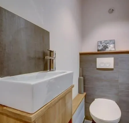 Apartment Modern With Pleney Views *