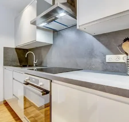 Apartment Modern With Pleney Views